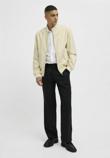 Куртка бомбер