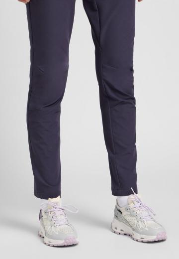 Походные ботинки