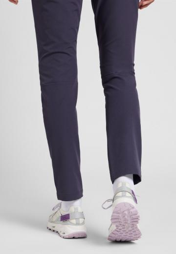 Походные ботинки