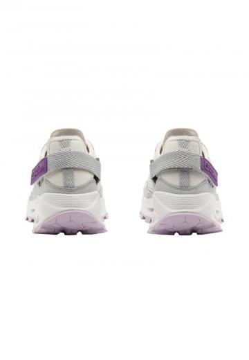 Походные ботинки