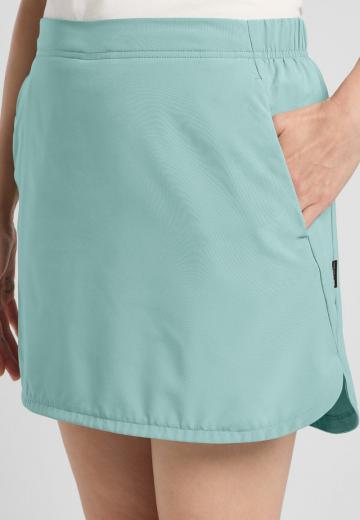 Юбка с накладными карманами