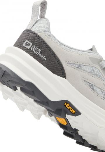 Походные ботинки