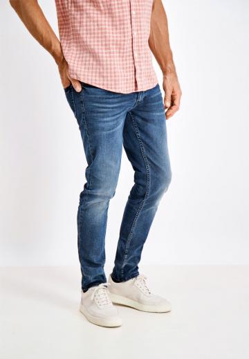 Узкие джинсы
