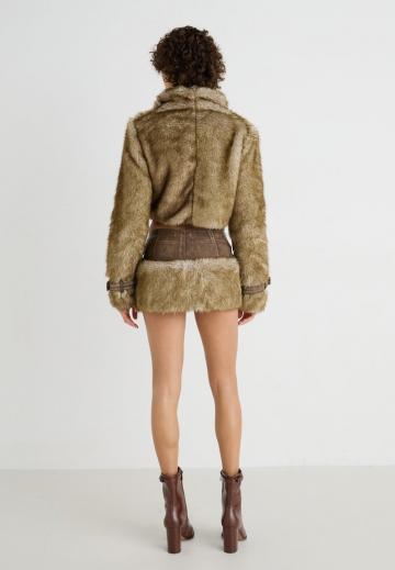 Юбка с накладными карманами