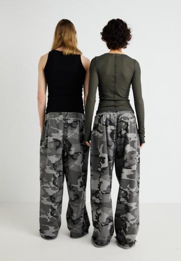 Спортивные штаны