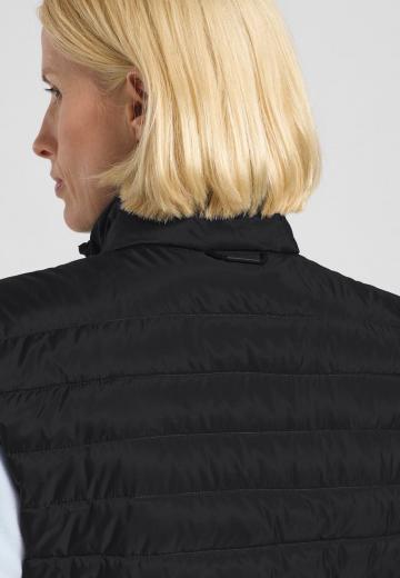 Пуховой жилет