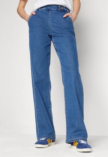 Свободные джинсы