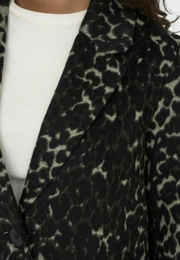 Шерстяное пальто