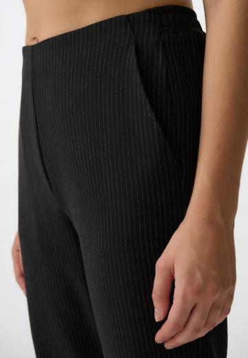 Узкие брюки