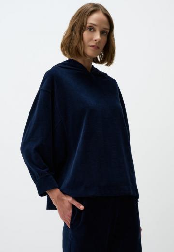 Пуловер с капюшоном