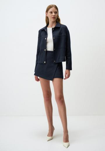 Короткая куртка