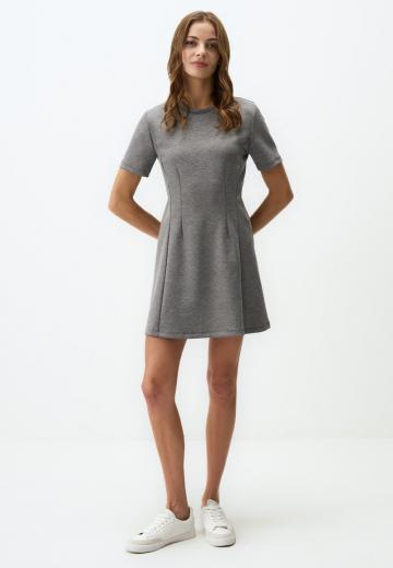 Вязаное платье