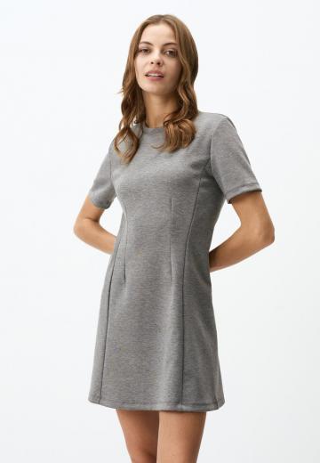 Вязаное платье