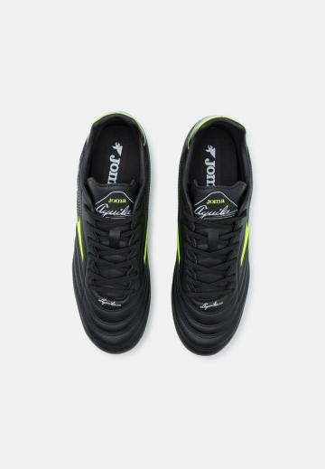 Футбольные бутсы