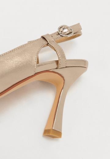 Туфли на высоком каблуке