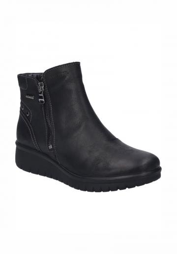 Сапожки на танкетке