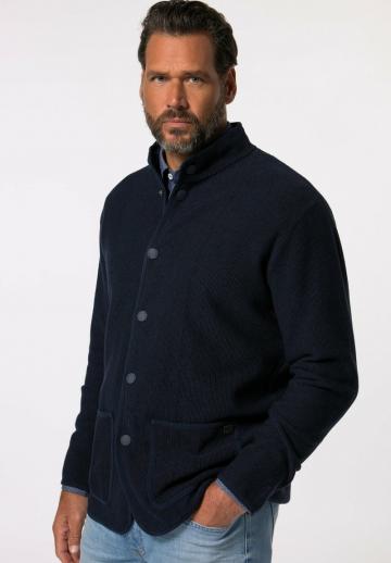 Вязаная кофта