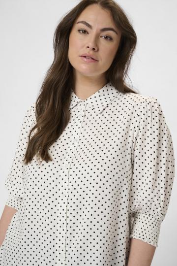 Атласная блузка