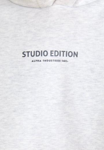 Пуловер с капюшоном