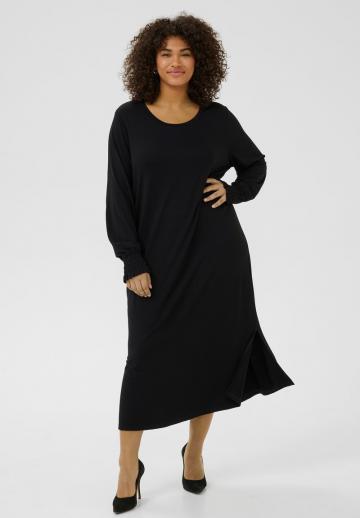 Вязаное платье