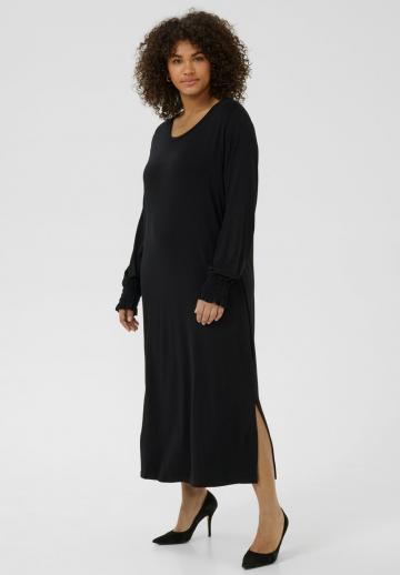 Вязаное платье