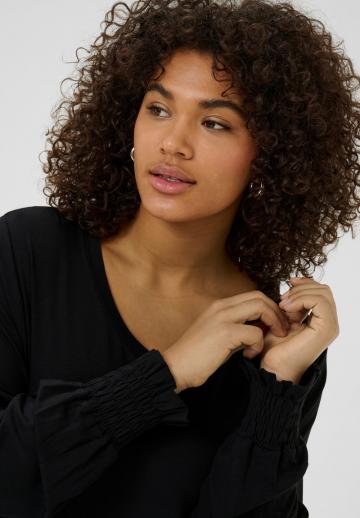 Вязаное платье