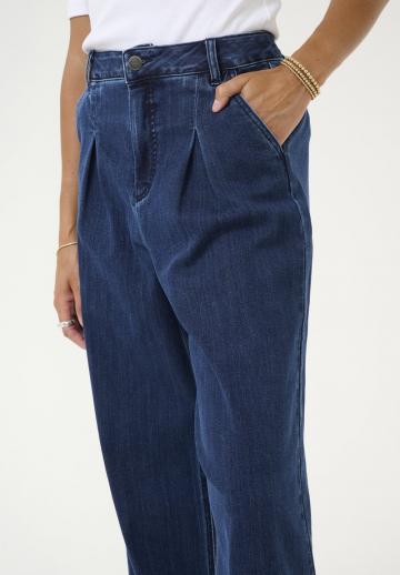 Клешеные джинсы