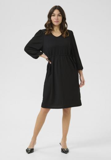 Вязаное платье