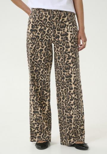 Свободные джинсы