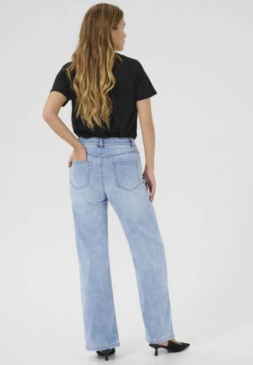 Свободные джинсы