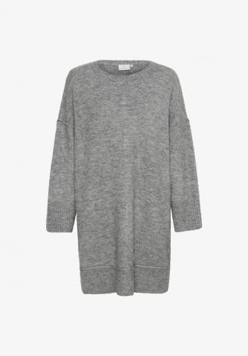 Вязаное платье