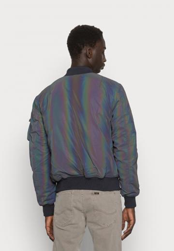 Куртка бомбер