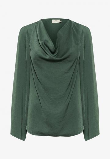 Атласная блузка