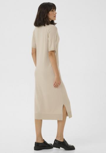 Вязаное платье