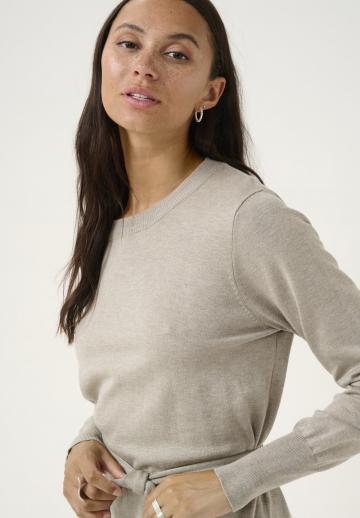 Вязаное платье