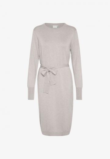 Вязаное платье