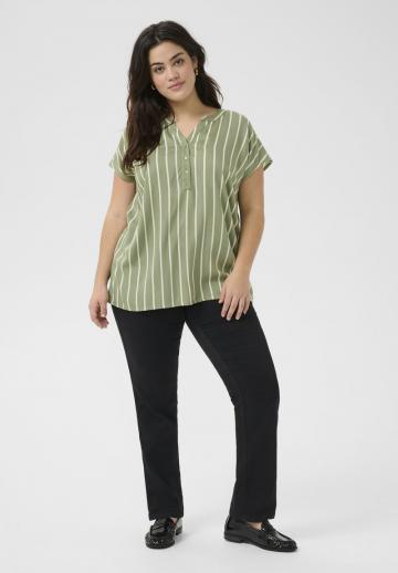 Атласная блузка