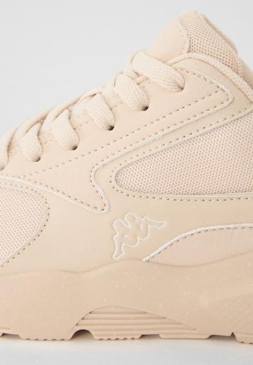 Тренировочные кроссовки