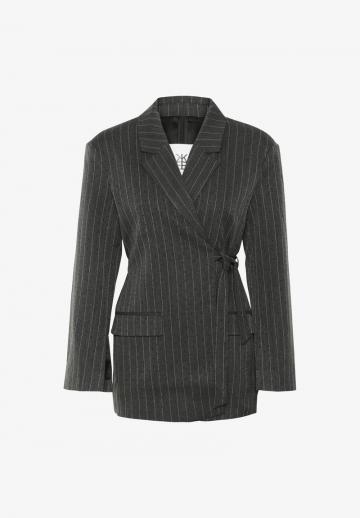 Длинный блейзер