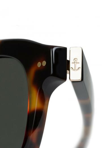 Солнечные очки