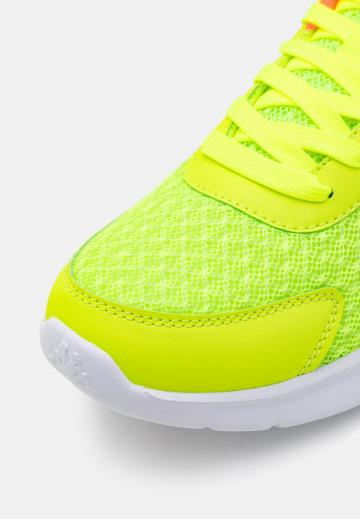 Тренировочные кроссовки