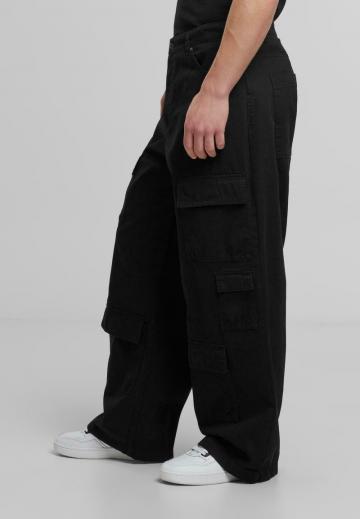 Брюки с накладными карманами