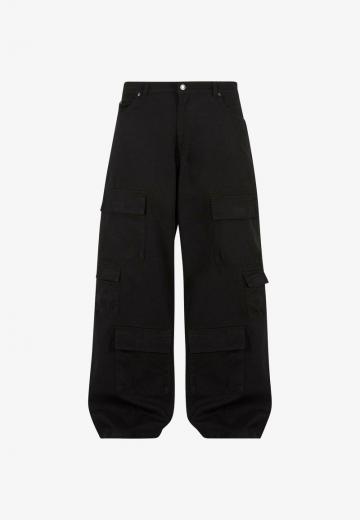 Брюки с накладными карманами