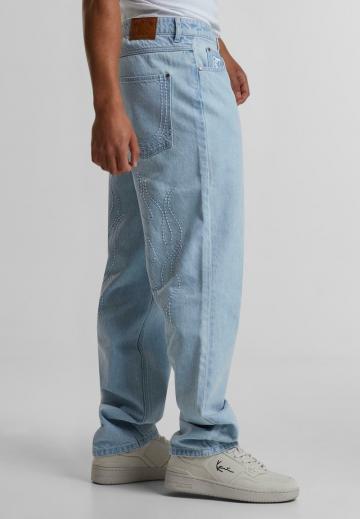 Прямые джинсы