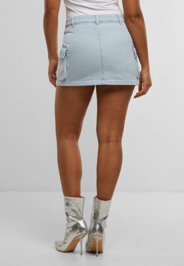 Юбка с накладными карманами