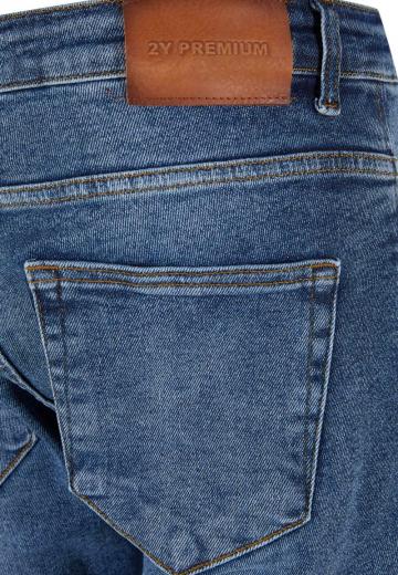 Узкие джинсы