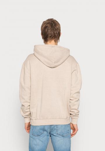 Пуловер с капюшоном