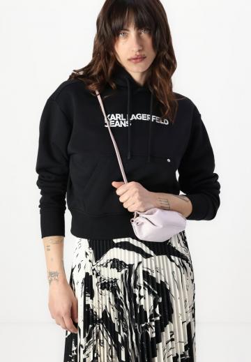 Пуловер с капюшоном