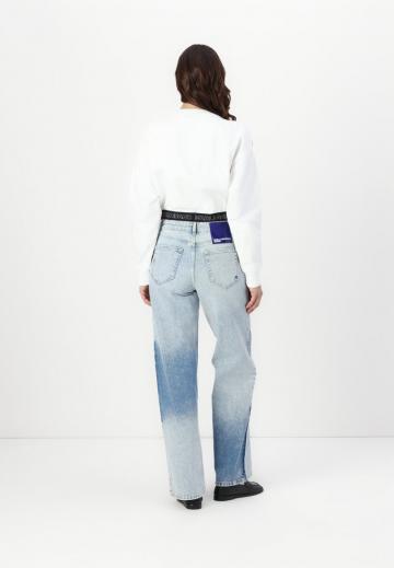 Свободные джинсы