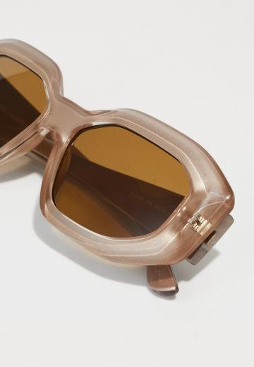 Солнечные очки